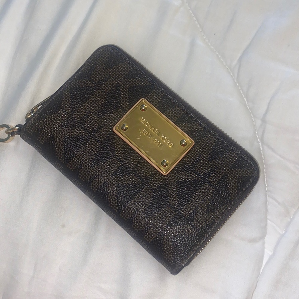 Michael Kors wallet